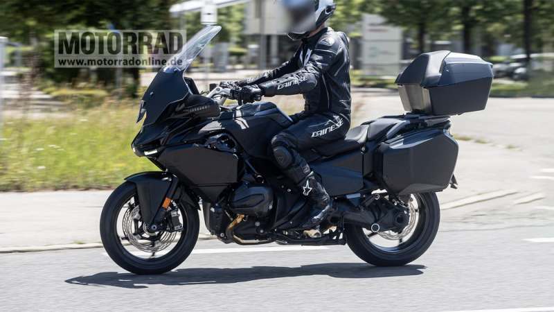 _BMW R1300RT Spyshot-4