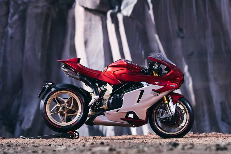 MV Agusta Superveloce Serie Oro-1