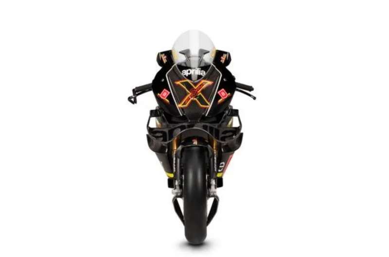 Aprilia RSV4 X ex3ma-1