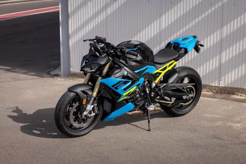 _2025 BMW S1000R-1