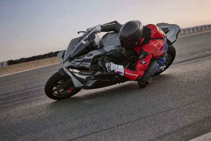 2025 BMW S1000RR-4