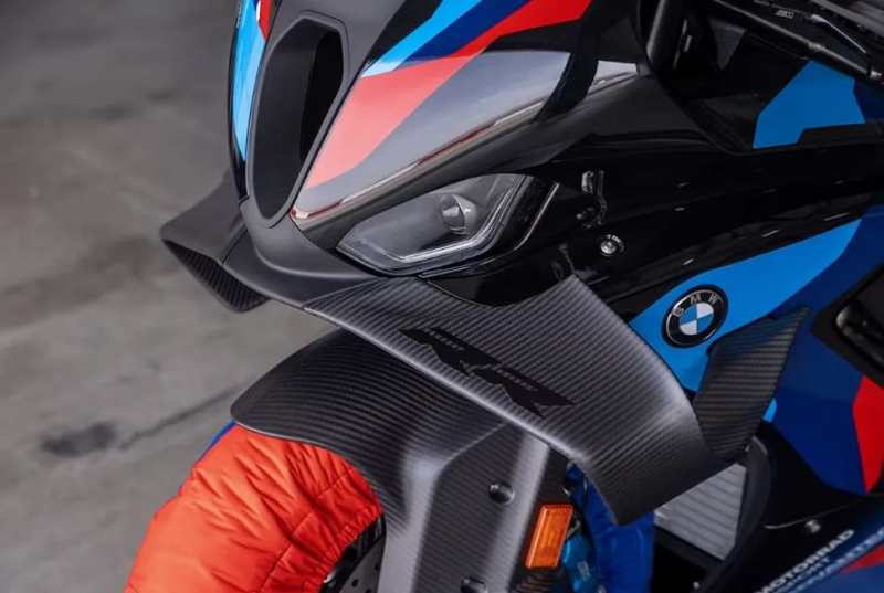 BMW M1000RR 2025-1