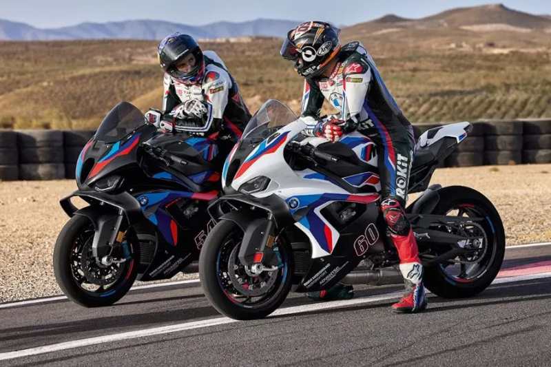 BMW M1000RR 2025-1