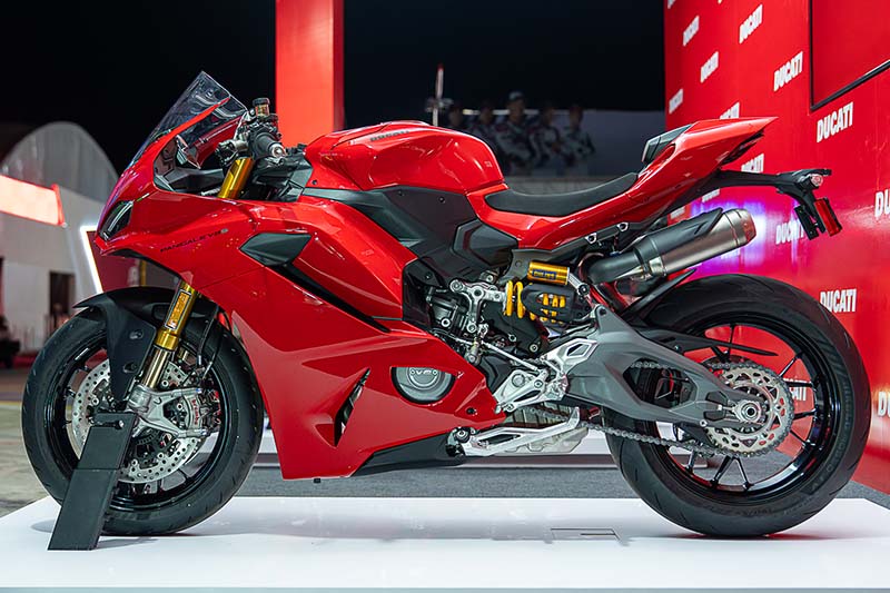 New V2 Engine Ducati Panigale V2 4